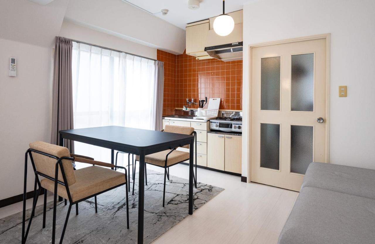 プリネッツ新宿ビル4階 Apartment